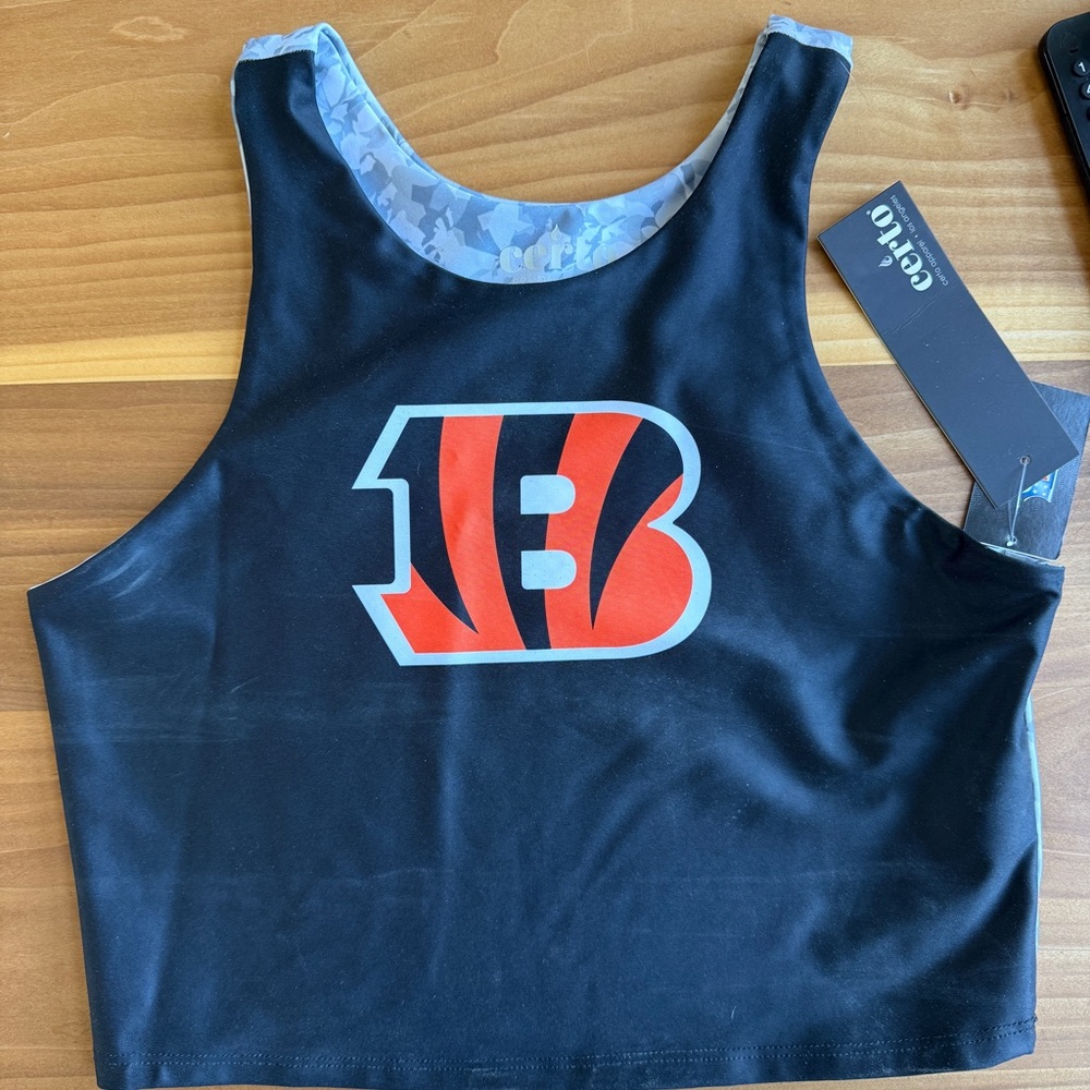 Cincinnati Bengals Black Crop Yoga Tank with Orange Logo
